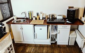 Roth'S Apartment